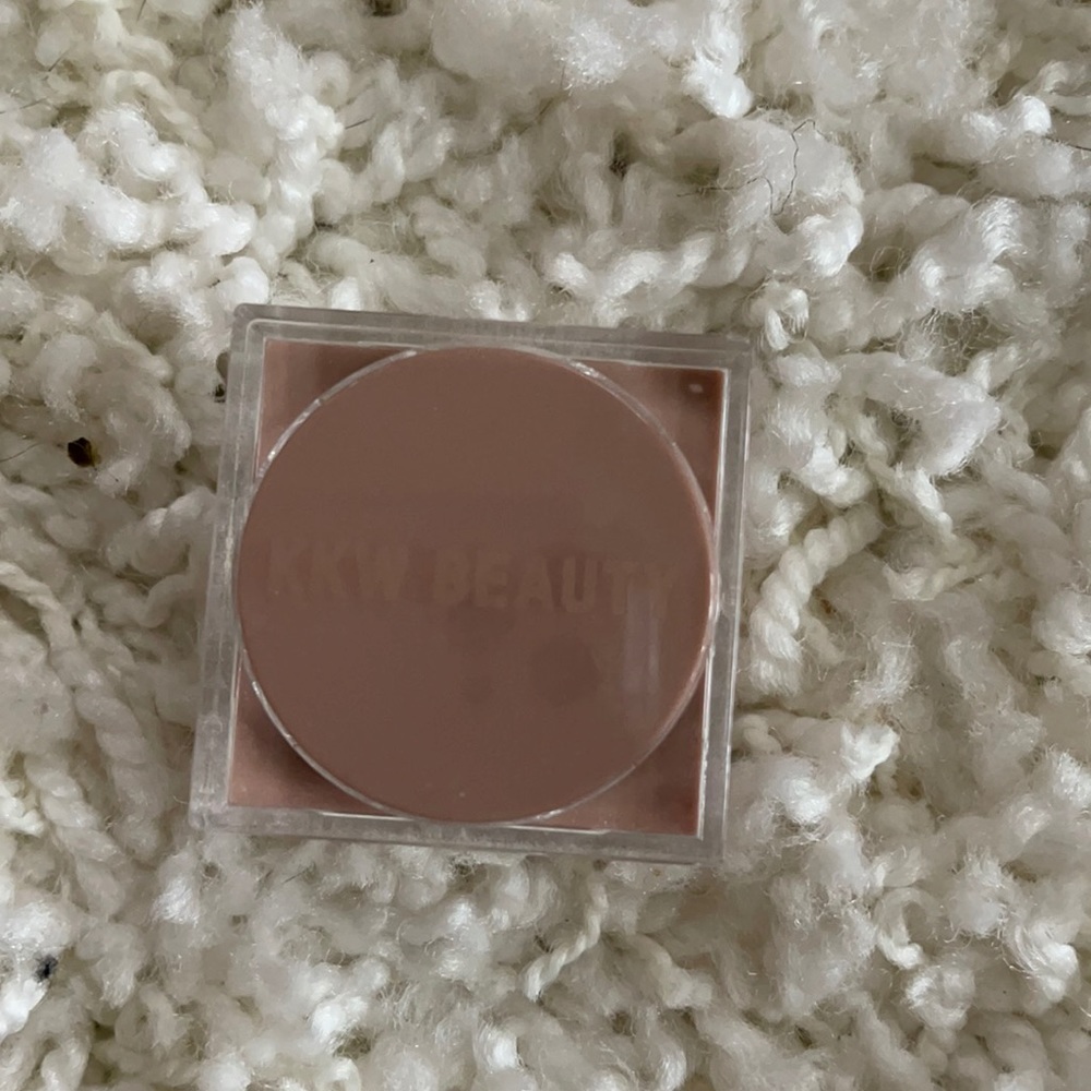 KKW Bake Powder #2 Translucent Pastel Pink
